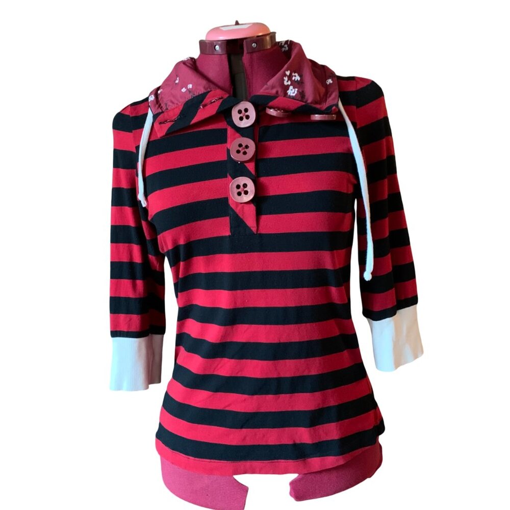 TWIK - Shirt - Black and red stripes - large falling collar